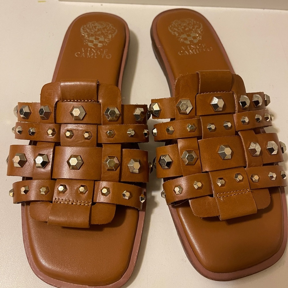 Vince Camuto Studded Leather
Slide Sandals Neverna
Sandstone - Picture 8 of 10